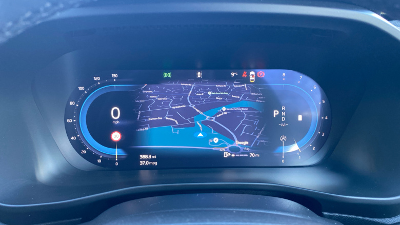 Volvo XC40 2.0 B4P Plus Black Edition 5dr Auto Petrol Estate